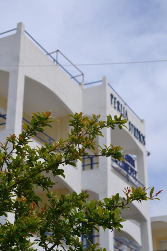 Valente Perlia Rooms Poros Town Exteriör bild